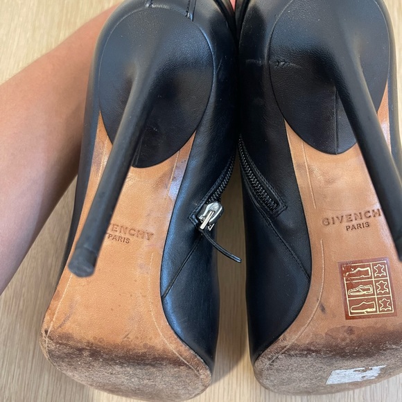 Givenchy Open Toe Shark Tooth Bootie - Picture 9 of 16